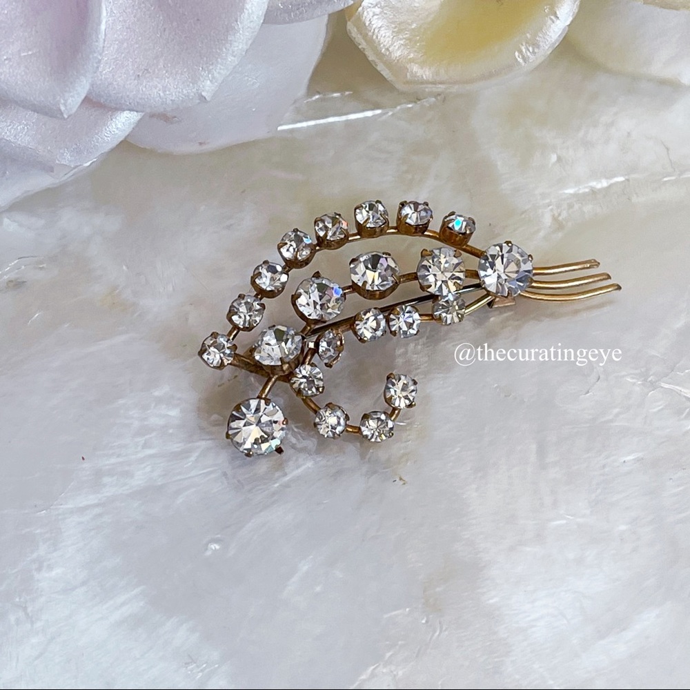 Vtg Clear Rhinestone Floral Spray Statement Brooch